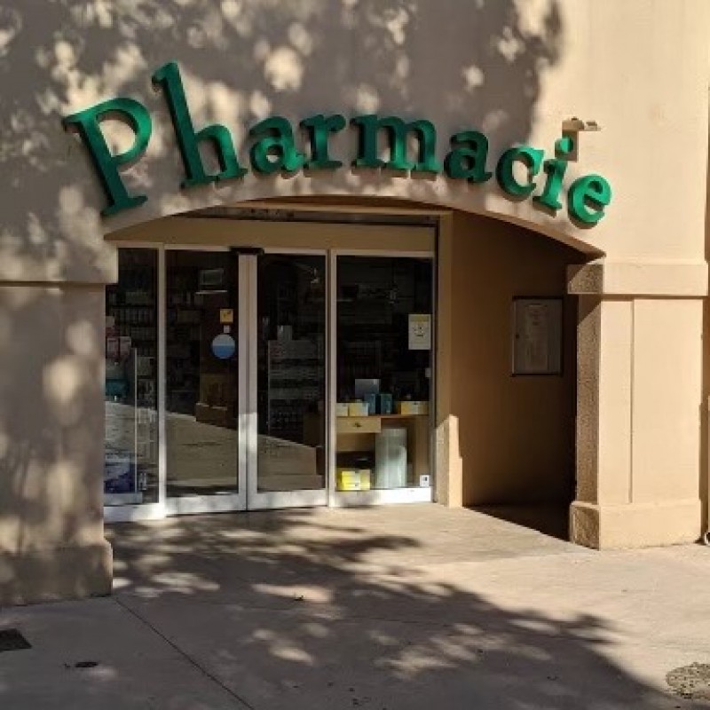Pharmacie Les Arcades Châteauneuf le Rouge