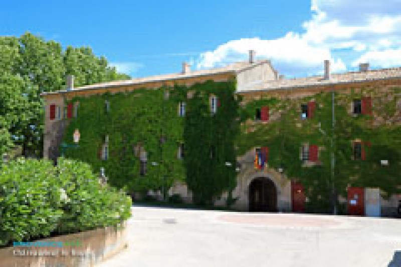 Hôtel de Ville de Châteauneuf le Rouge